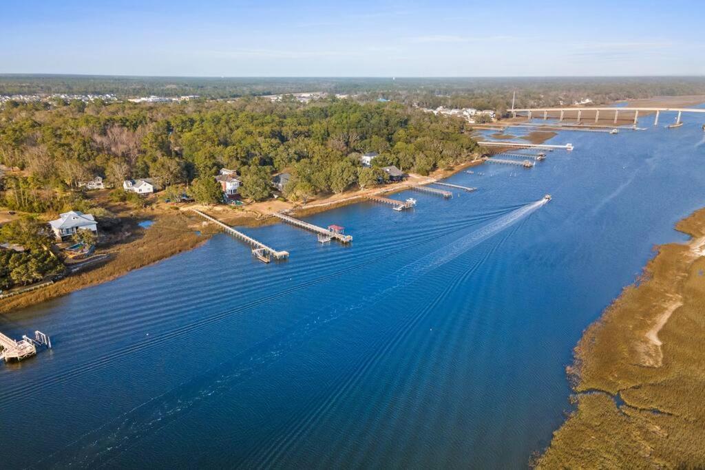 Villa Dolphin Cove - Whole Waterfront House With Dock Ocean Isle Beach Exterior foto